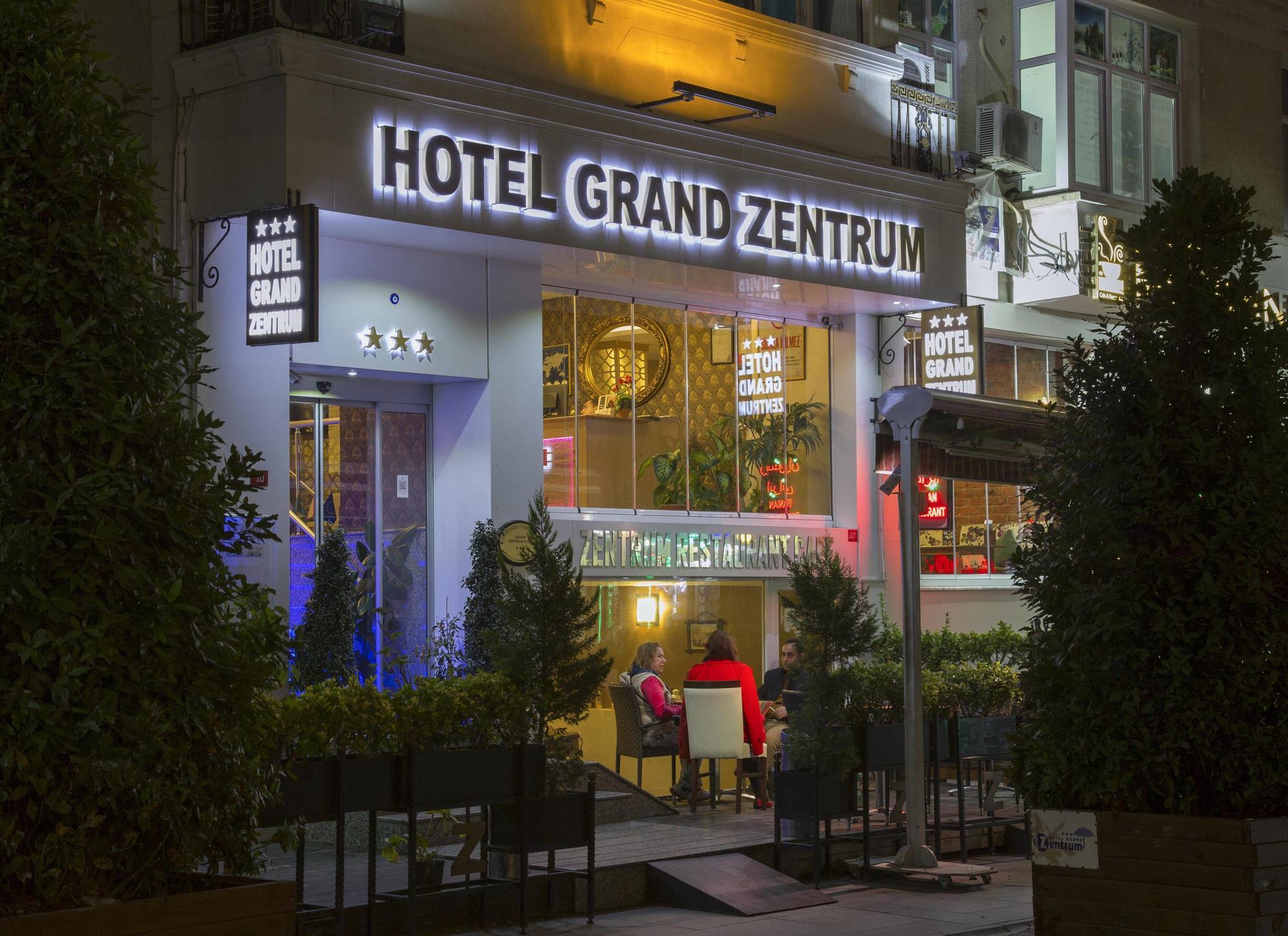グランド ツェントルム ホテル イスタンブール エクステリア 写真